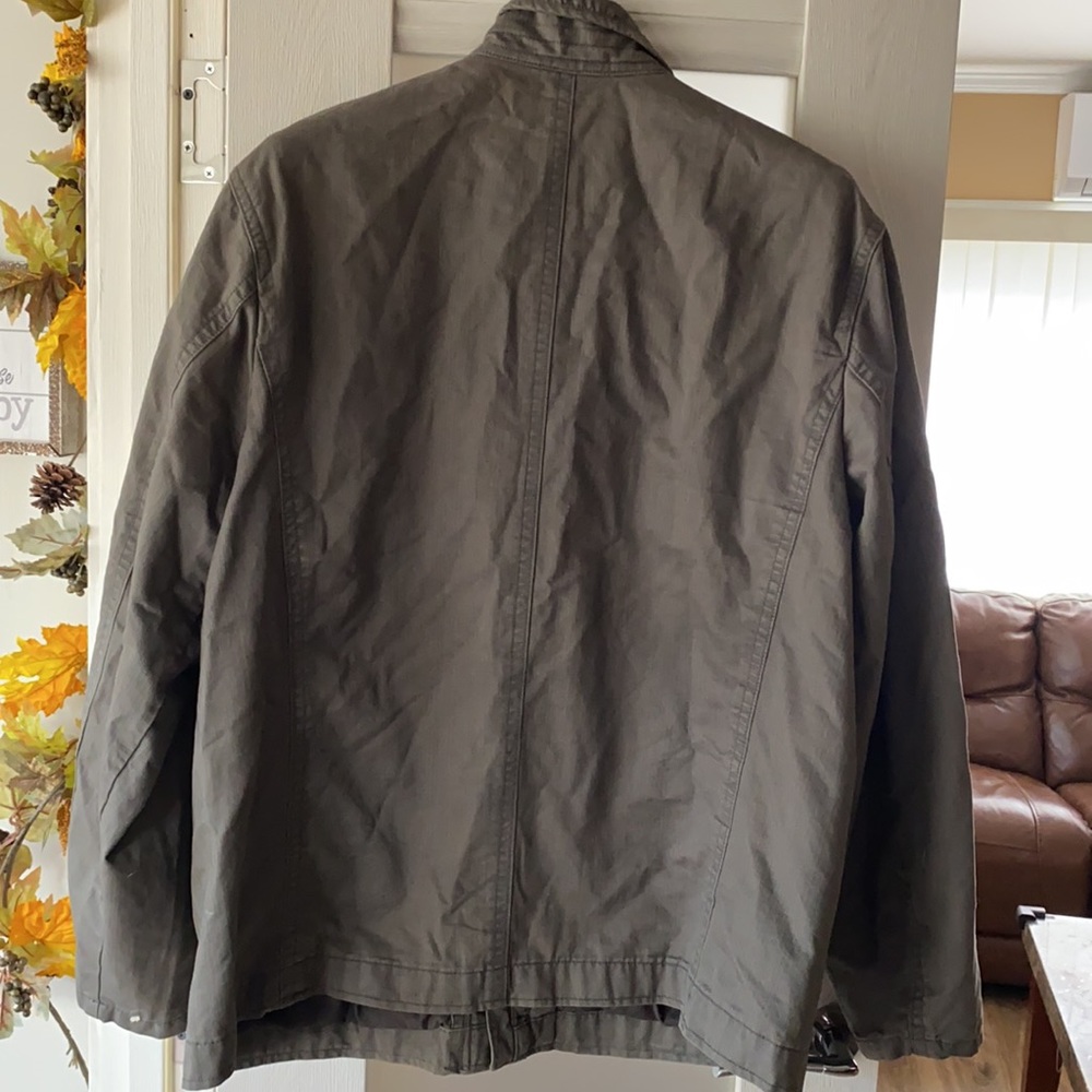 Jaket - Picture 5 of 5
